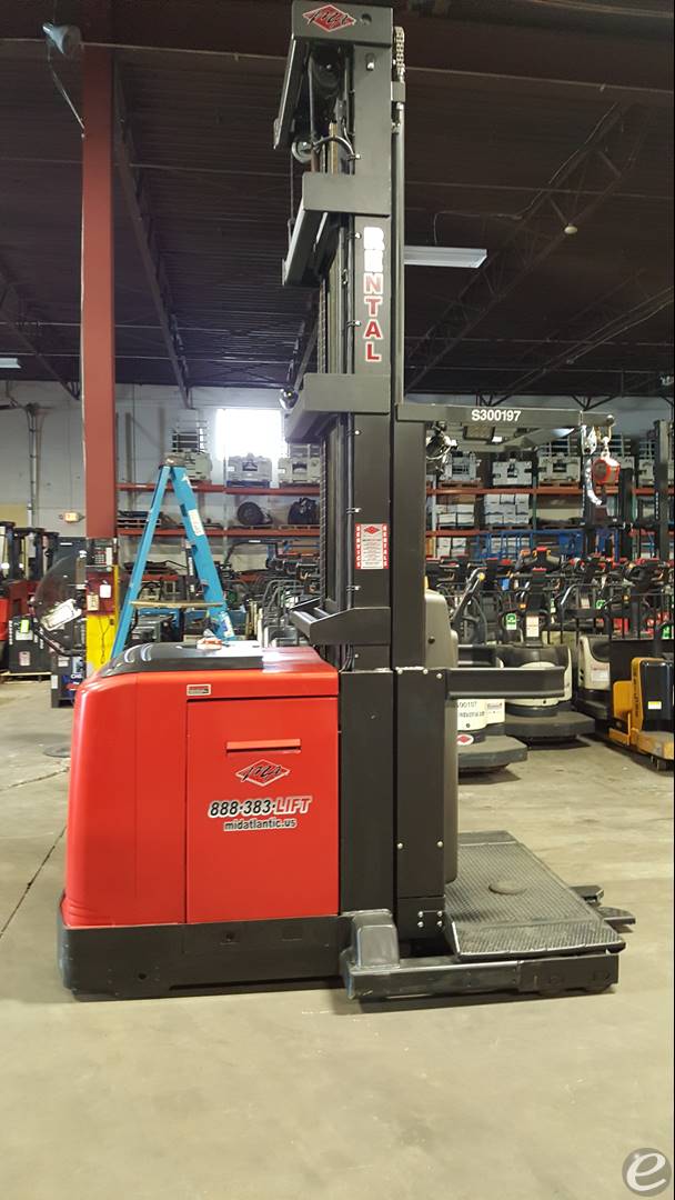 2015 Raymond 560-OPC30TT Electric Order Picker - 123Forklift