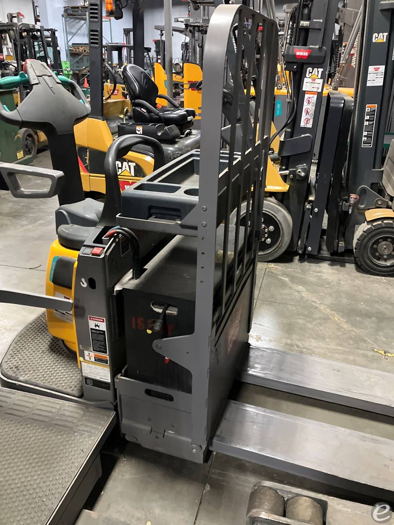 2020 Jungheinrich ECR327A