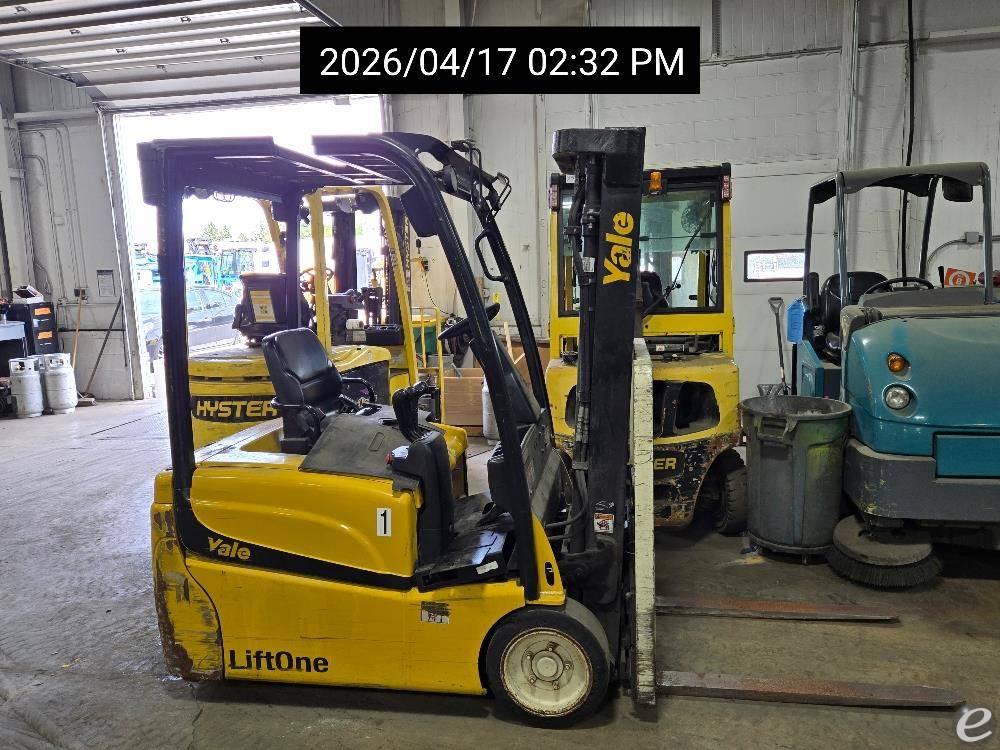2021 Yale ERP035VT