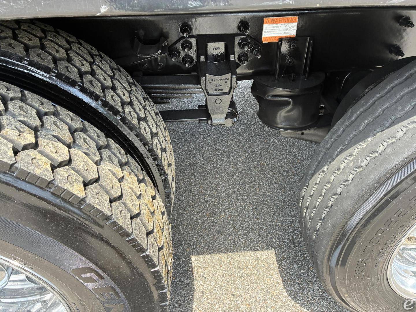 2019 Ford F750 XLT SD
