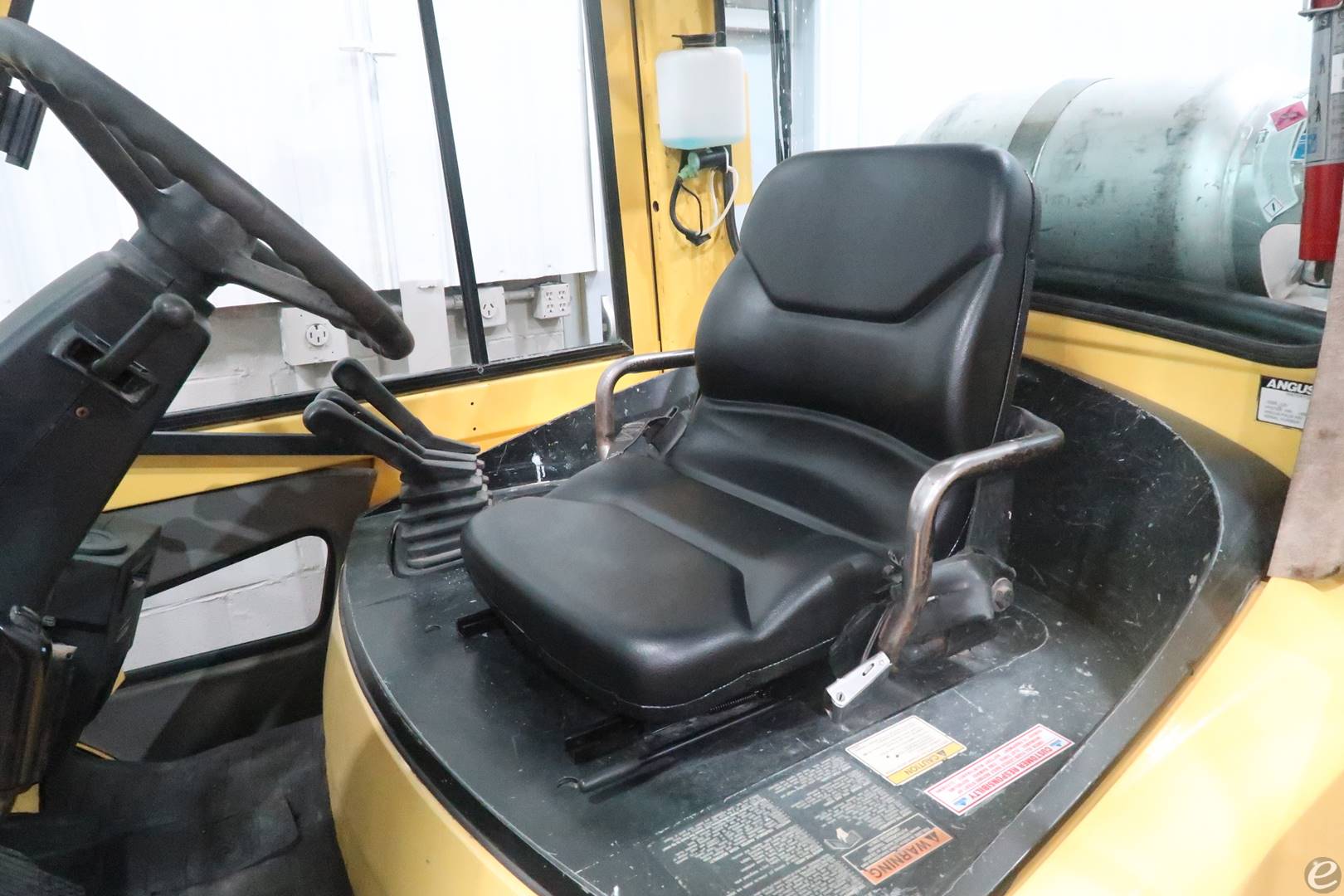 2004 Hyster H80XM