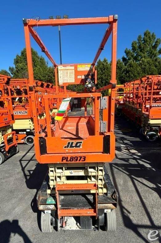 2021 JLG R1932i