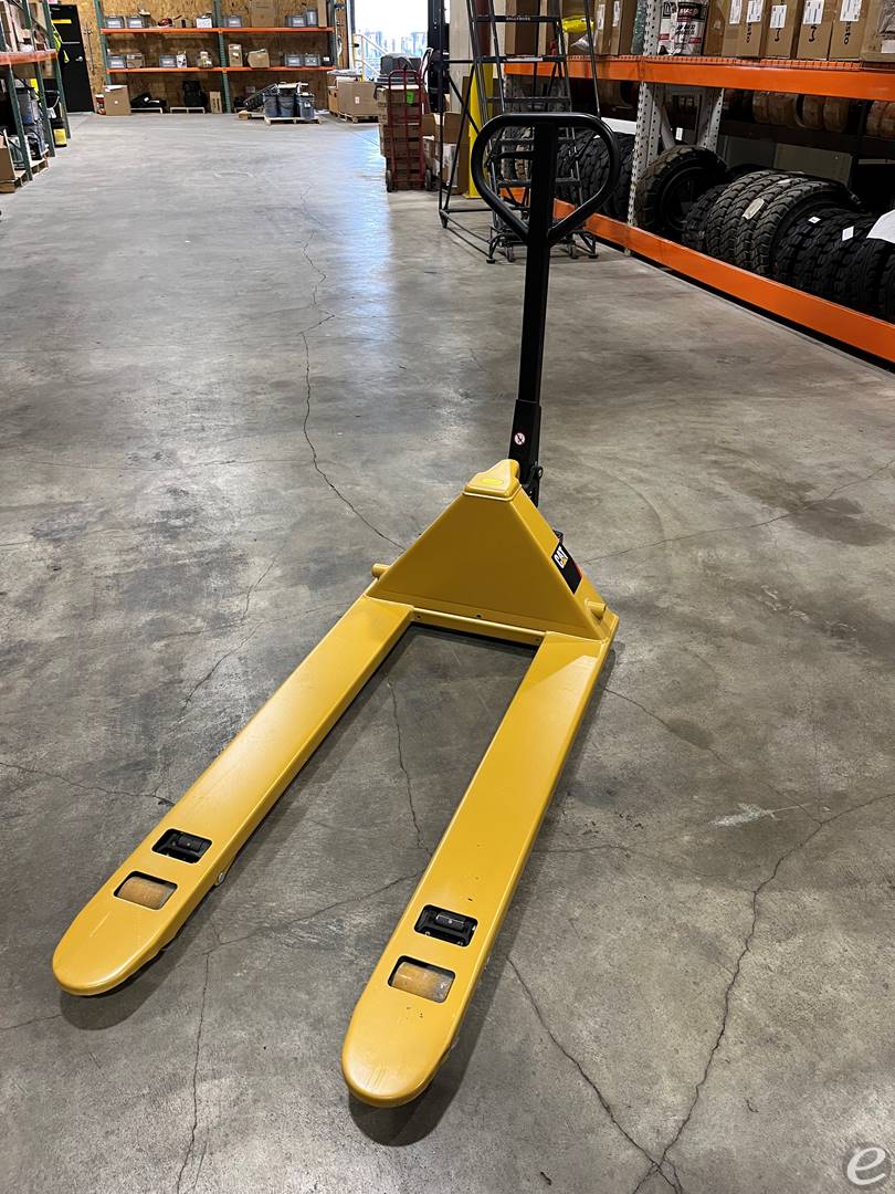 2024 Cat Palletjack