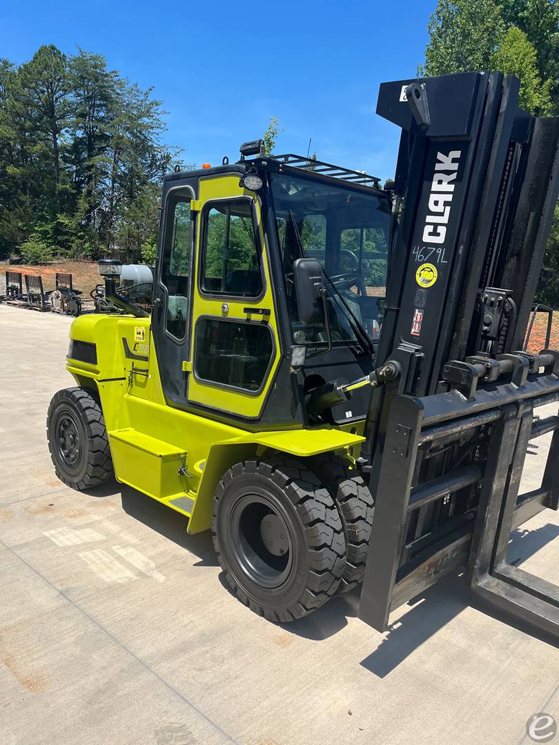 2019 Clark C70L