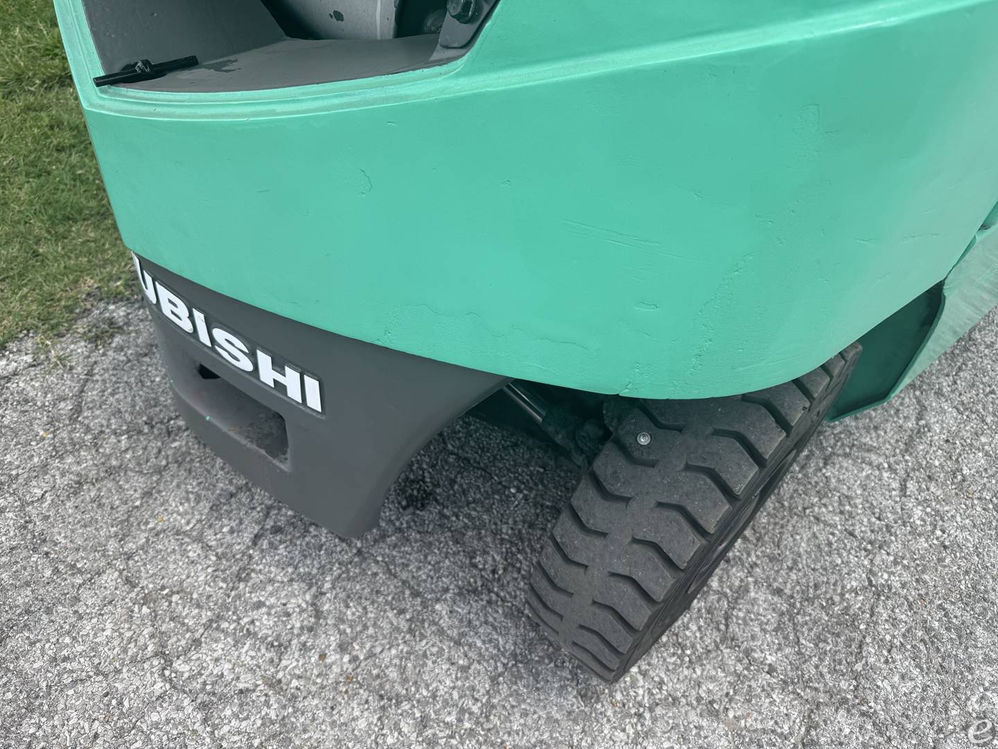 2017 Mitsubishi FG20N