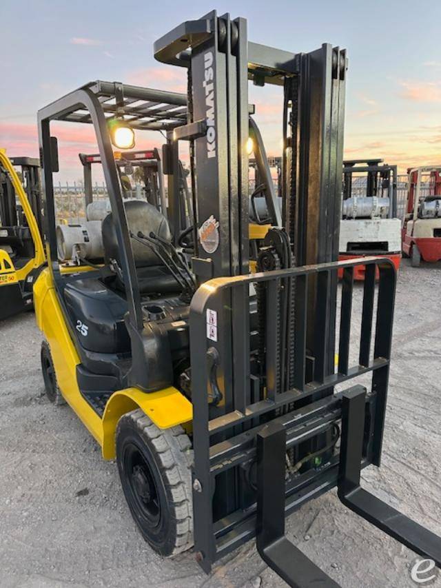 2012 Komatsu FG25T-16 LP Gas Forklift - 123Forklift