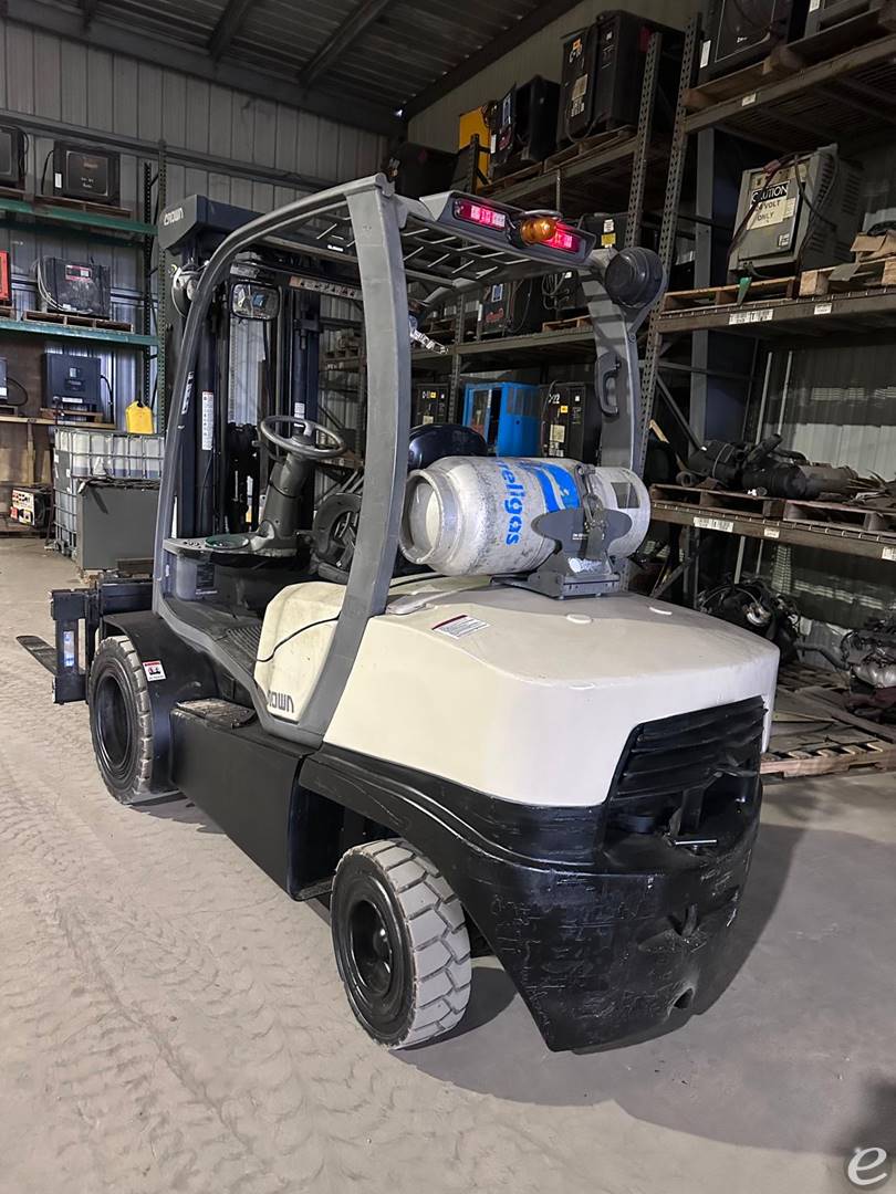 2012 Crown  LP Gas Forklift - 123Forklift