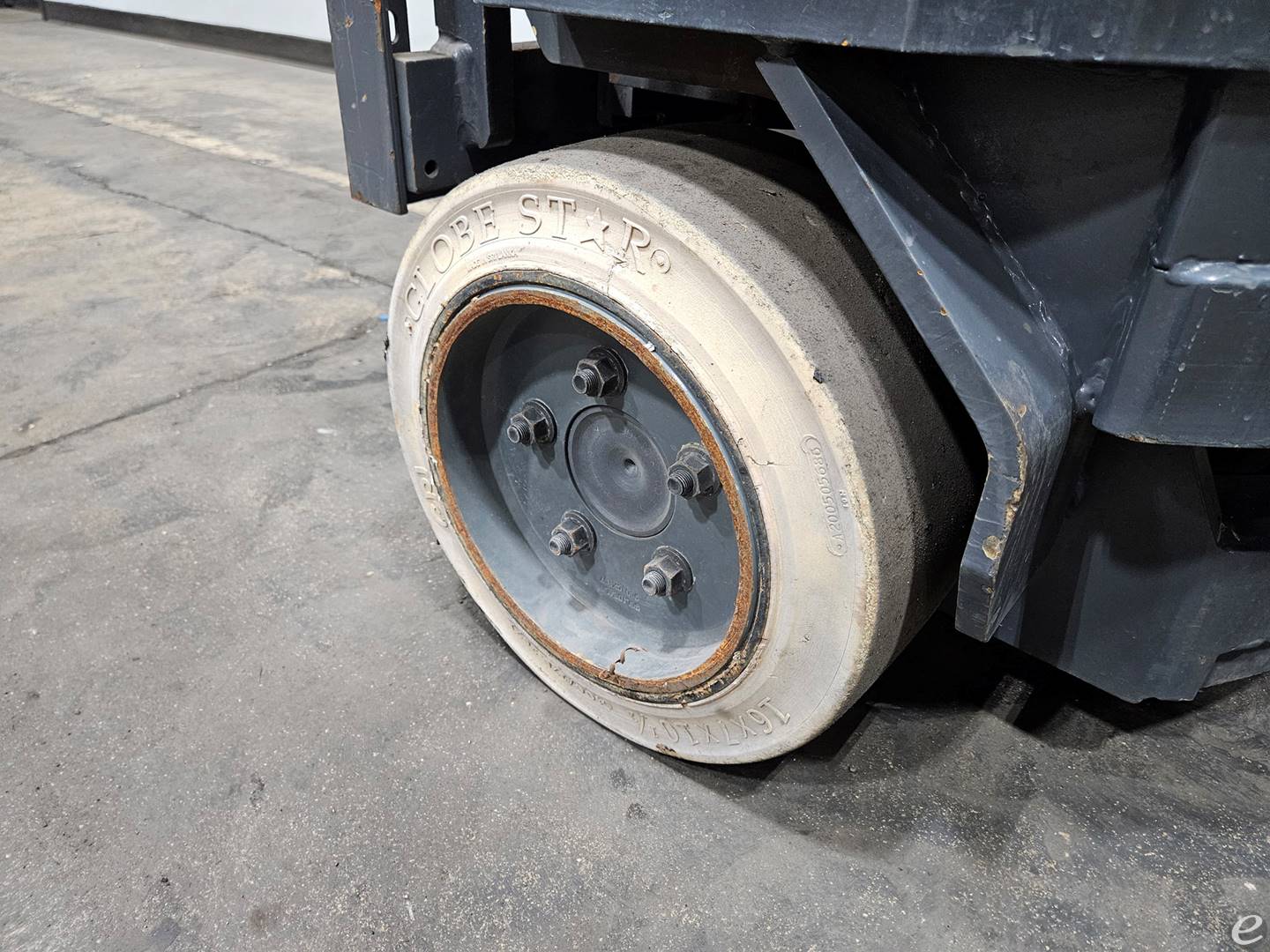 2015 Aisle-Master 44S