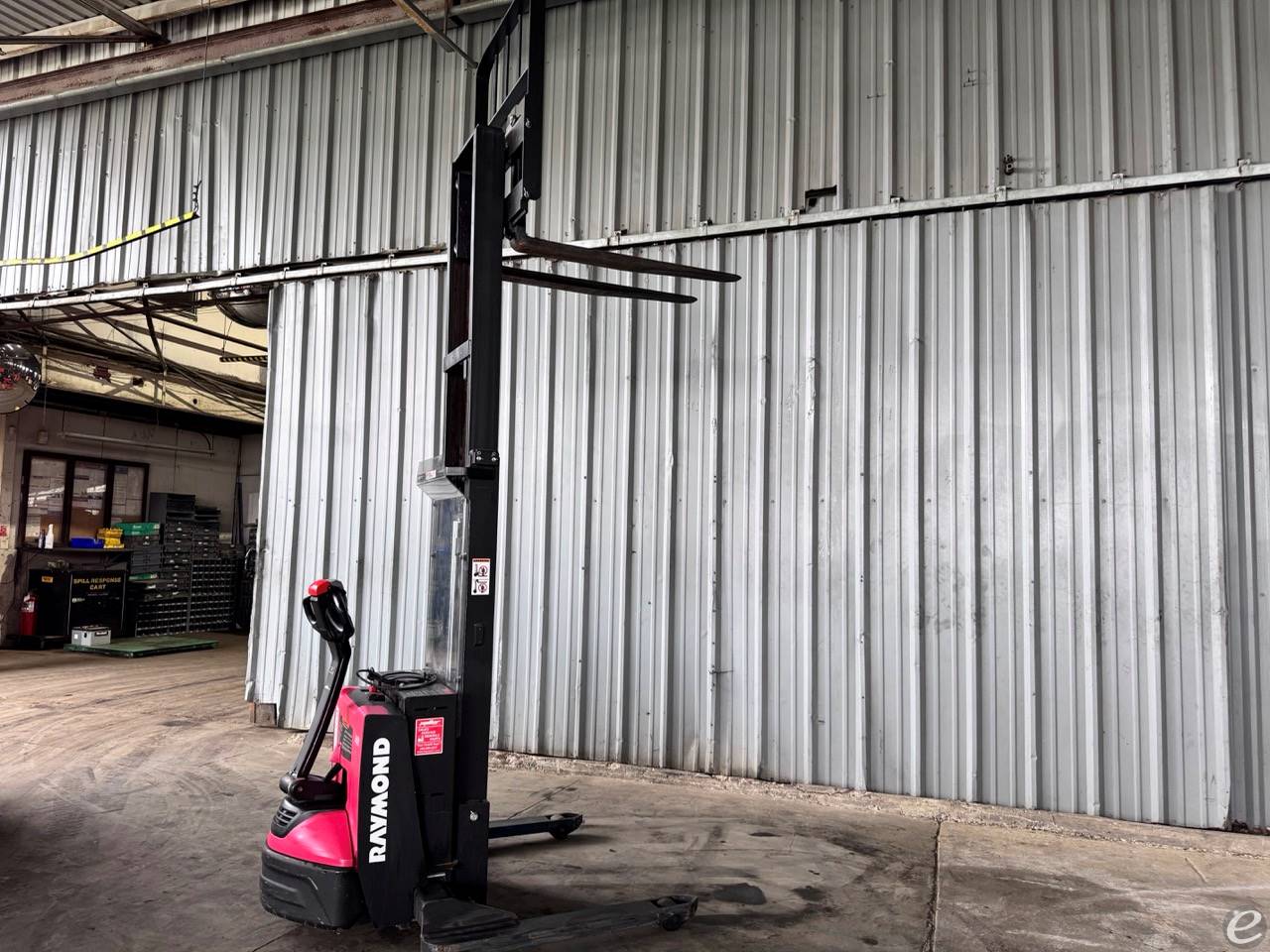 2019 Raymond 6210