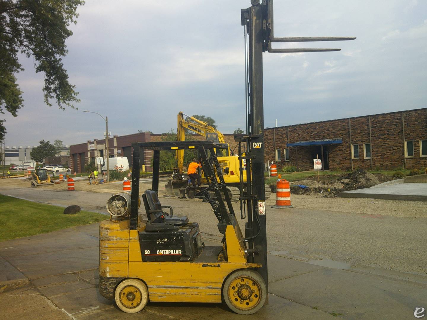 1997 Cat GC25