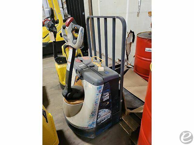  Crown WP3035-45 Electric Forklift - 123Forklift