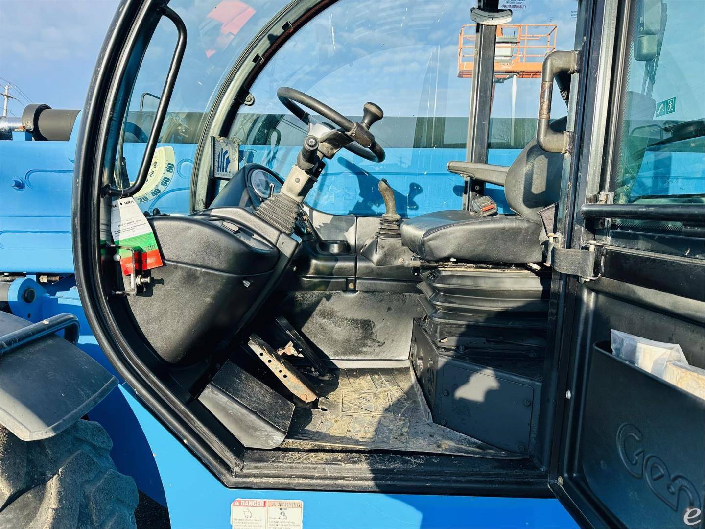2015 Genie GTH1256
