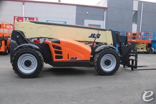 2017 JLG 1255