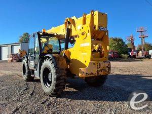 2017 JCB 512-56