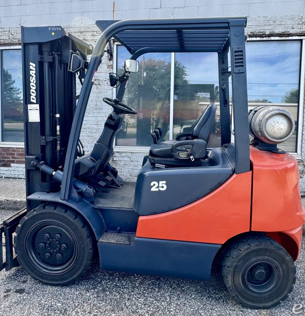 2015 Doosan G25P-5 PLUS