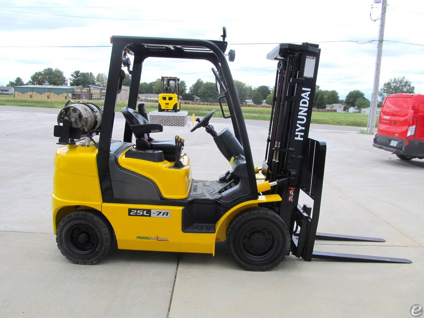 2016 Hyundai 25L-7A