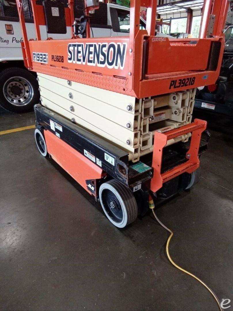 2021 JLG R1932i