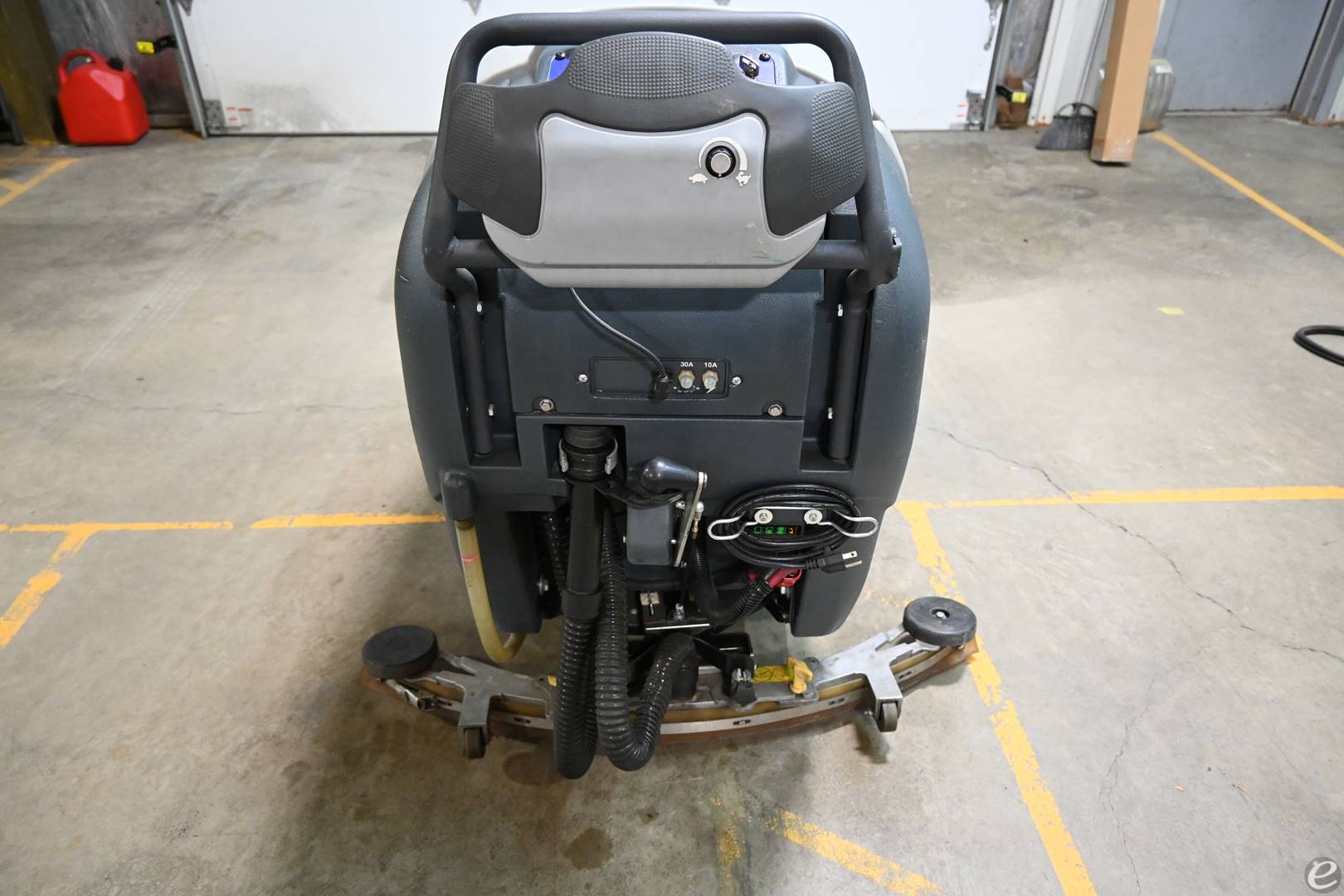 2021 Advance SC800-34D