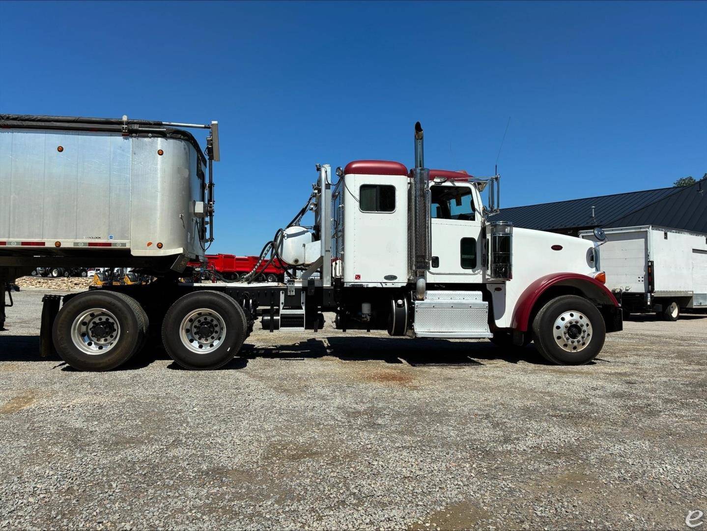 2011 Peterbilt 367