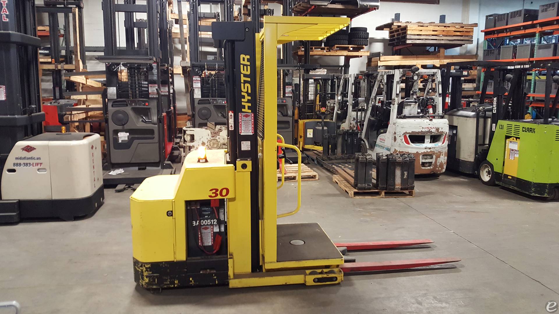 1998 Hyster R30ES Electric Order Picker - 123Forklift