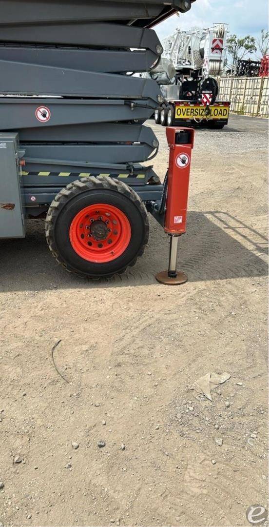 2015 Skyjack SJ9250RT