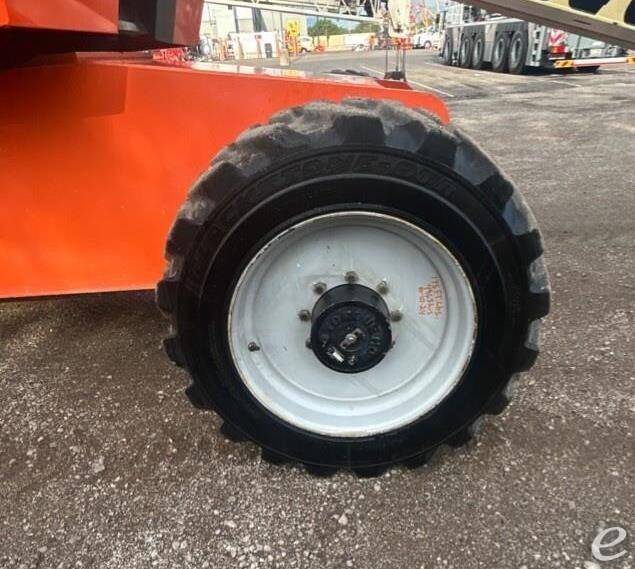 2013 JLG 600S