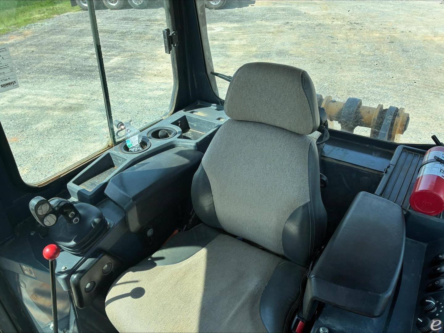 2019 John Deere 650K LGP
