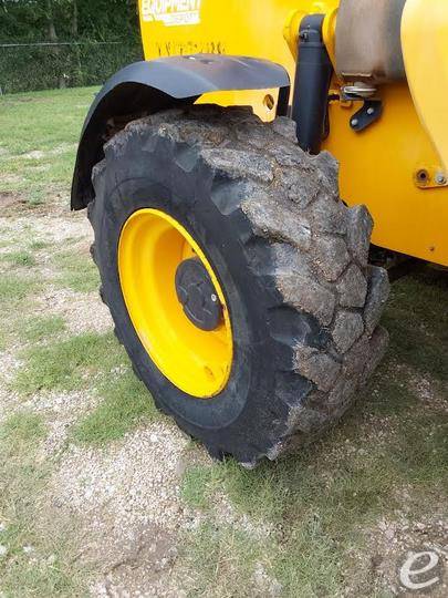 2019 JCB 510-56
