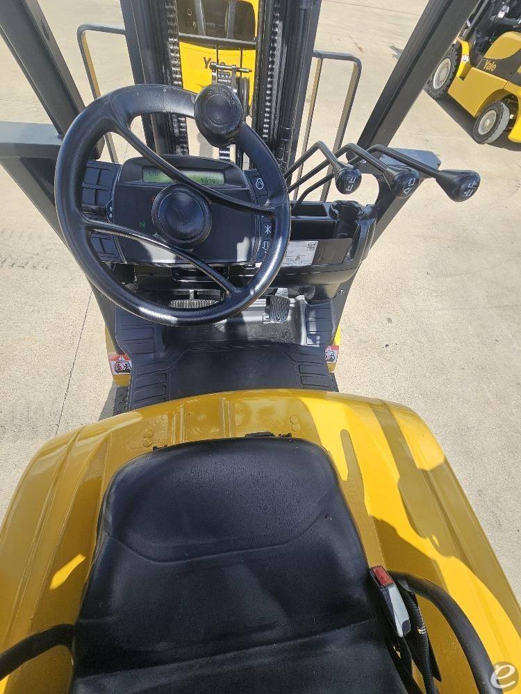 2021 Yale GLP040SVX