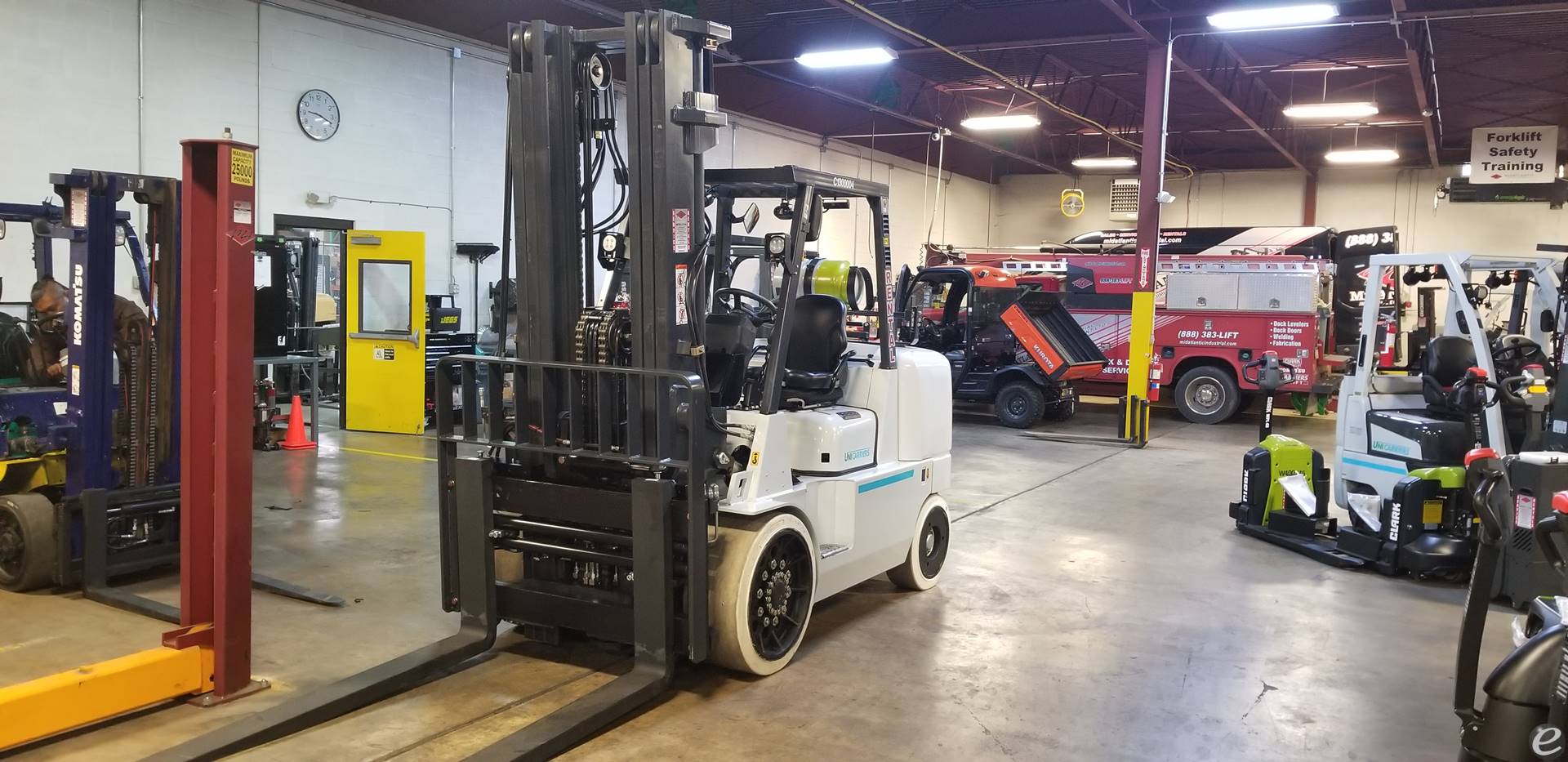 2022 Unicarriers CF135 LP Gas Forkl...