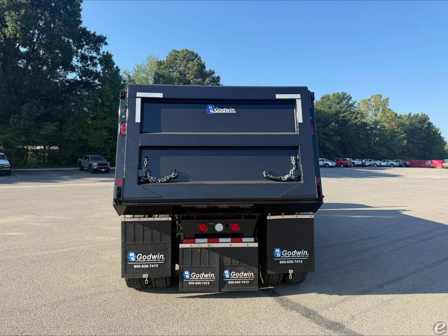 2027 Peterbilt 567