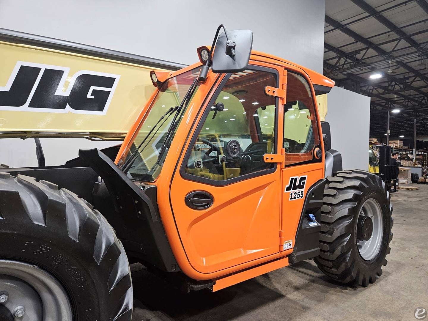 2021 JLG 1255