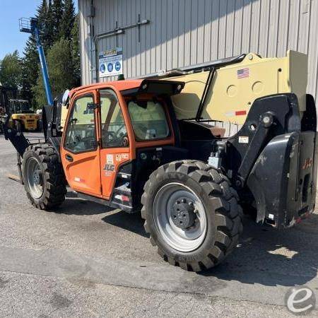 2018 JLG 1255
