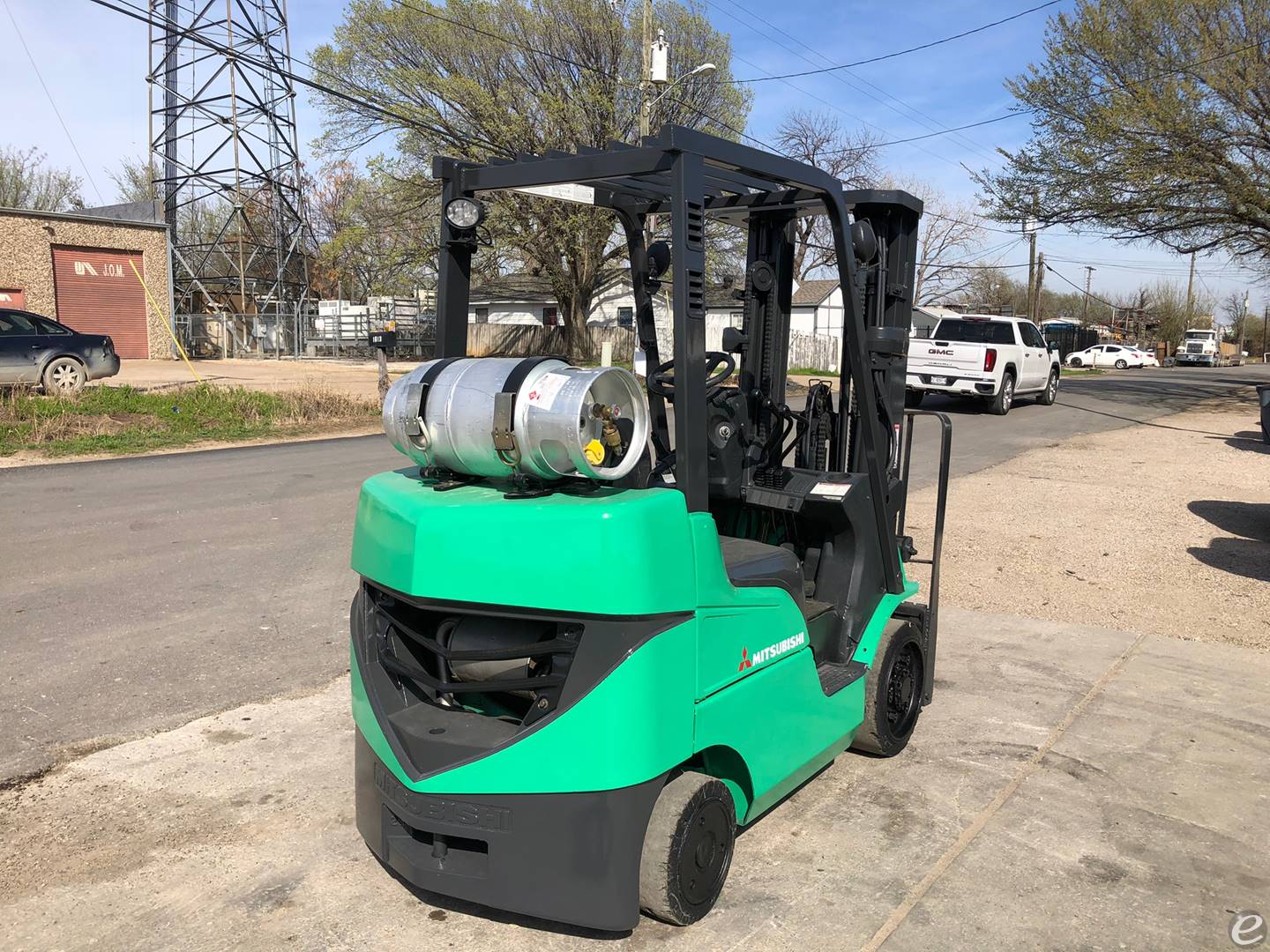 2004 Mitsubishi FGC25N