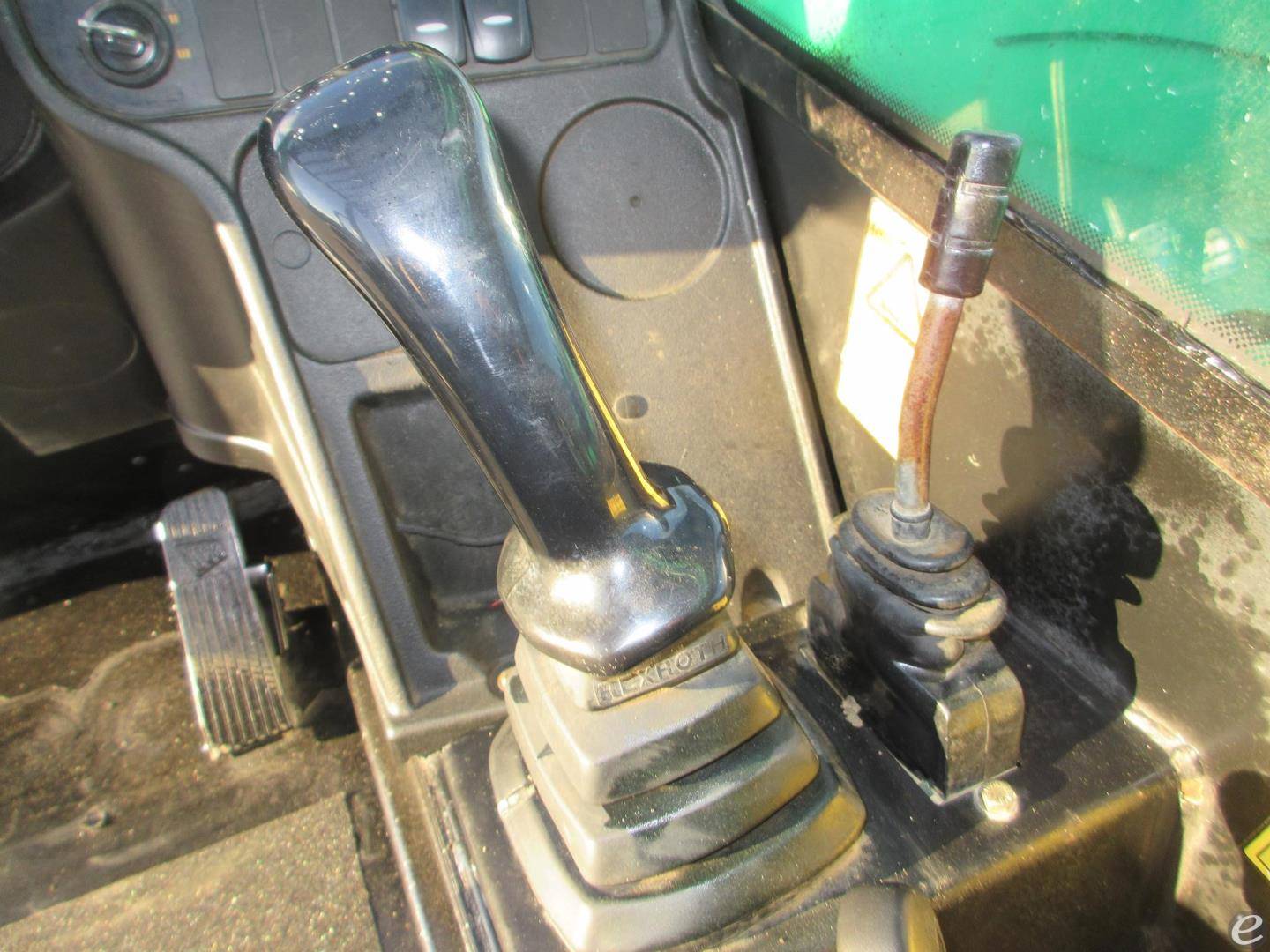 2015 JCB 512-56