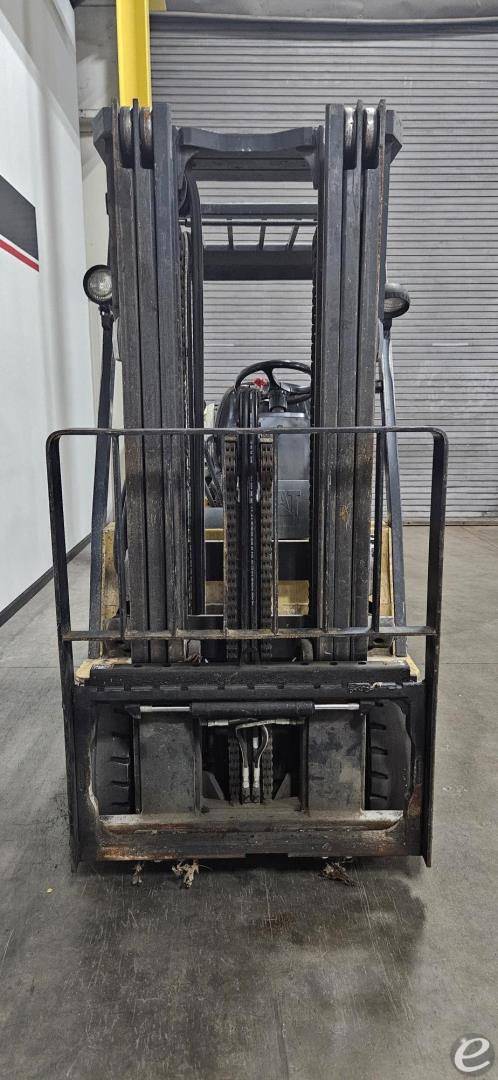 2001 Cat GC30K