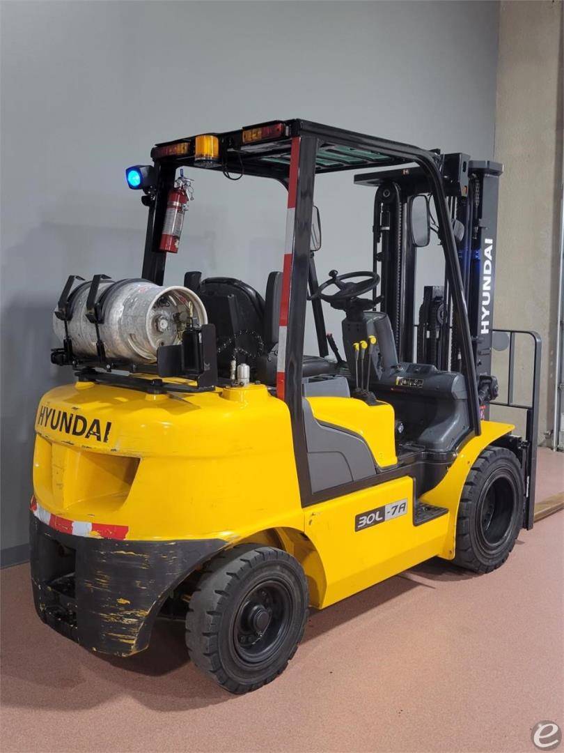 2017 Hyundai 30L-7A LP Gas Forklift - 123Forklift