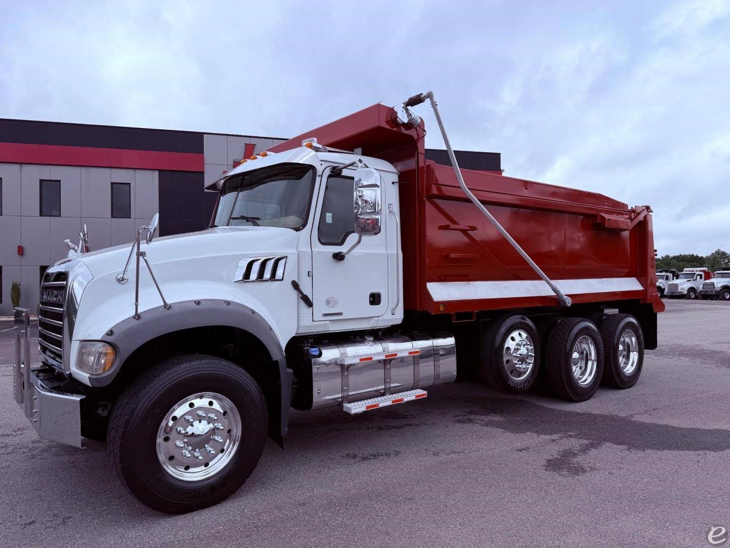 2020 Mack GRANITE 64FR