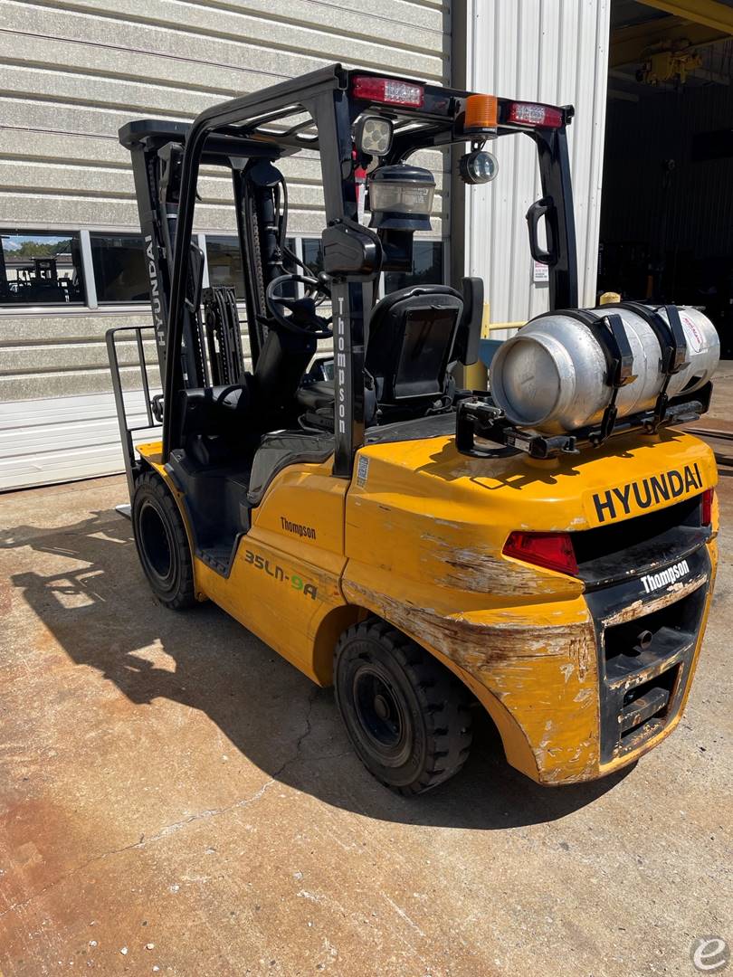 2020 Hyundai 35LN-9A