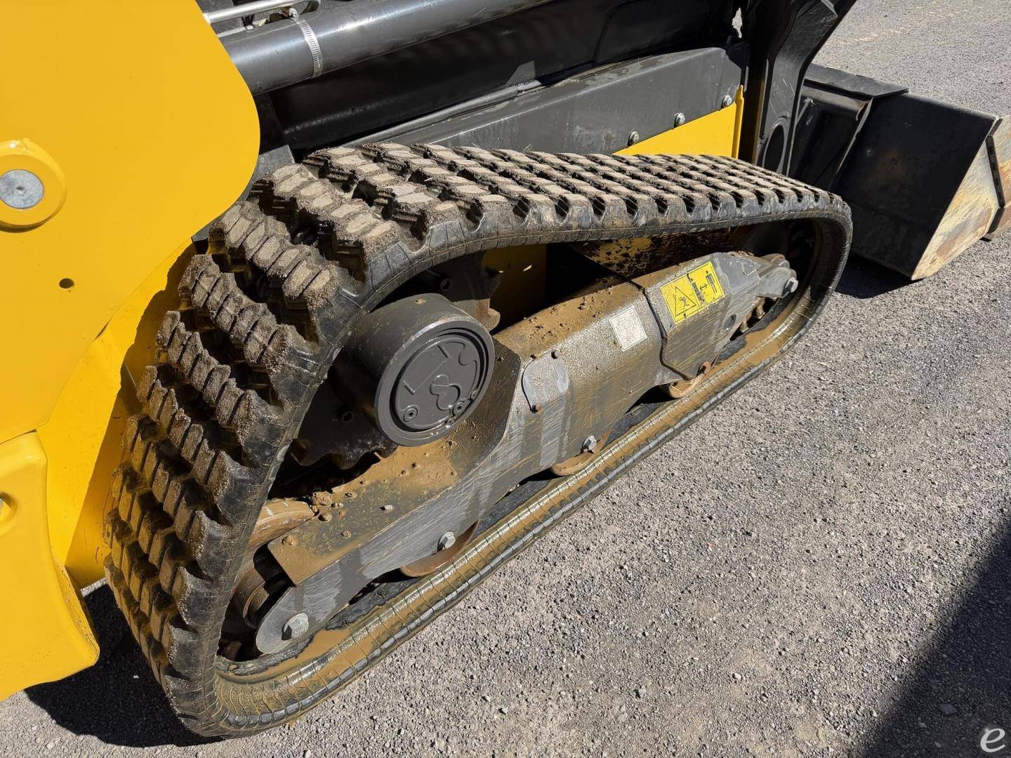 2024 New Holland C327