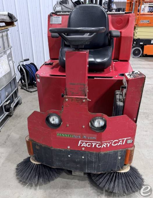 2013 Factory Cat XR-40C