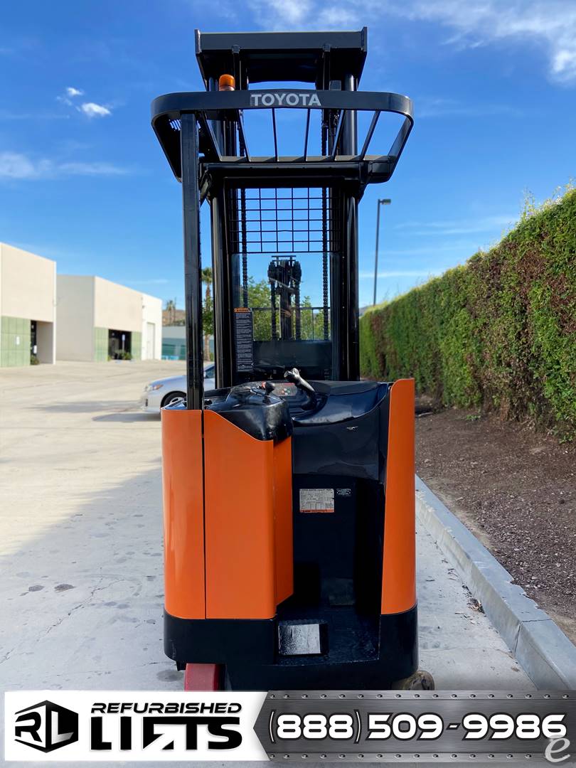 2002 Toyota 6BDRU15 Electric Reach Truck - 123Forklift