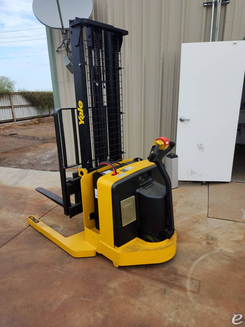 2012 Yale MSW040