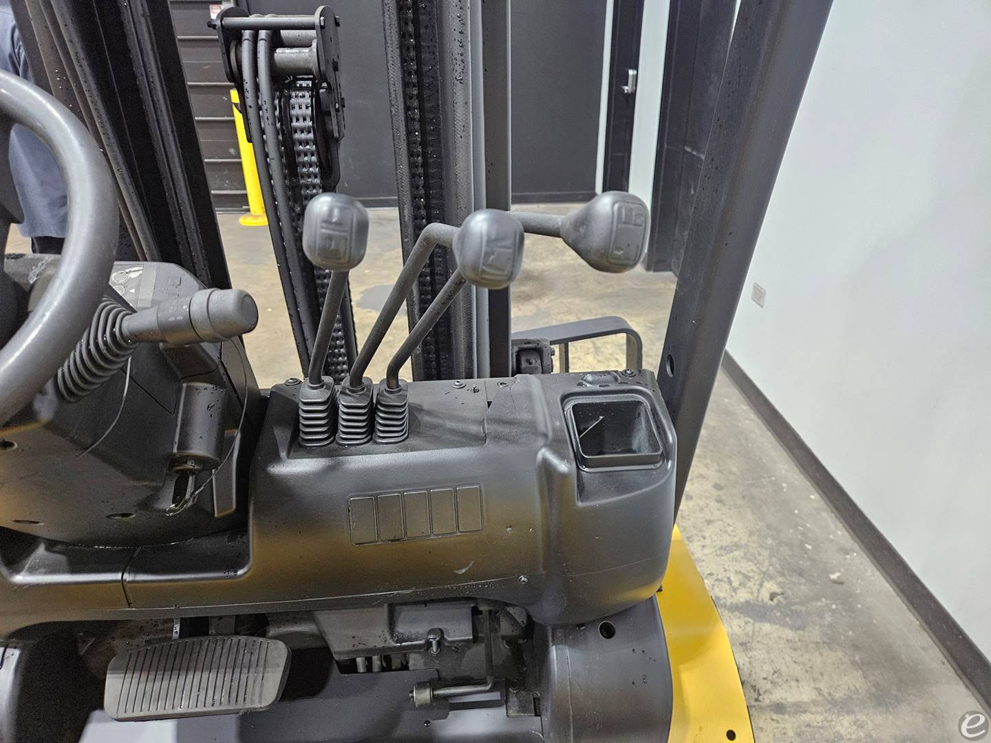 2018 Yale GLP060VX