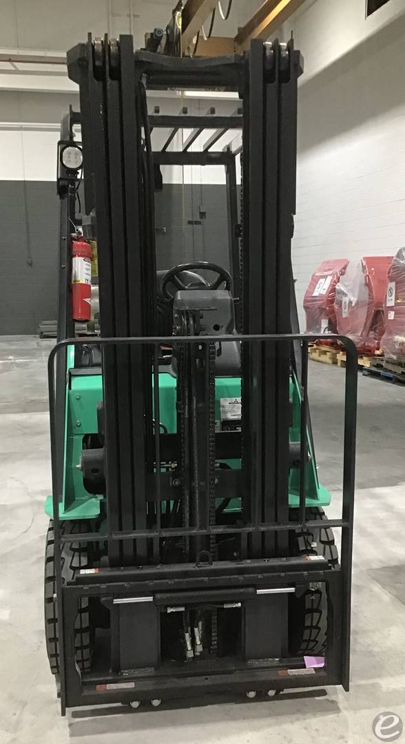 2021 Mitsubishi FG15N