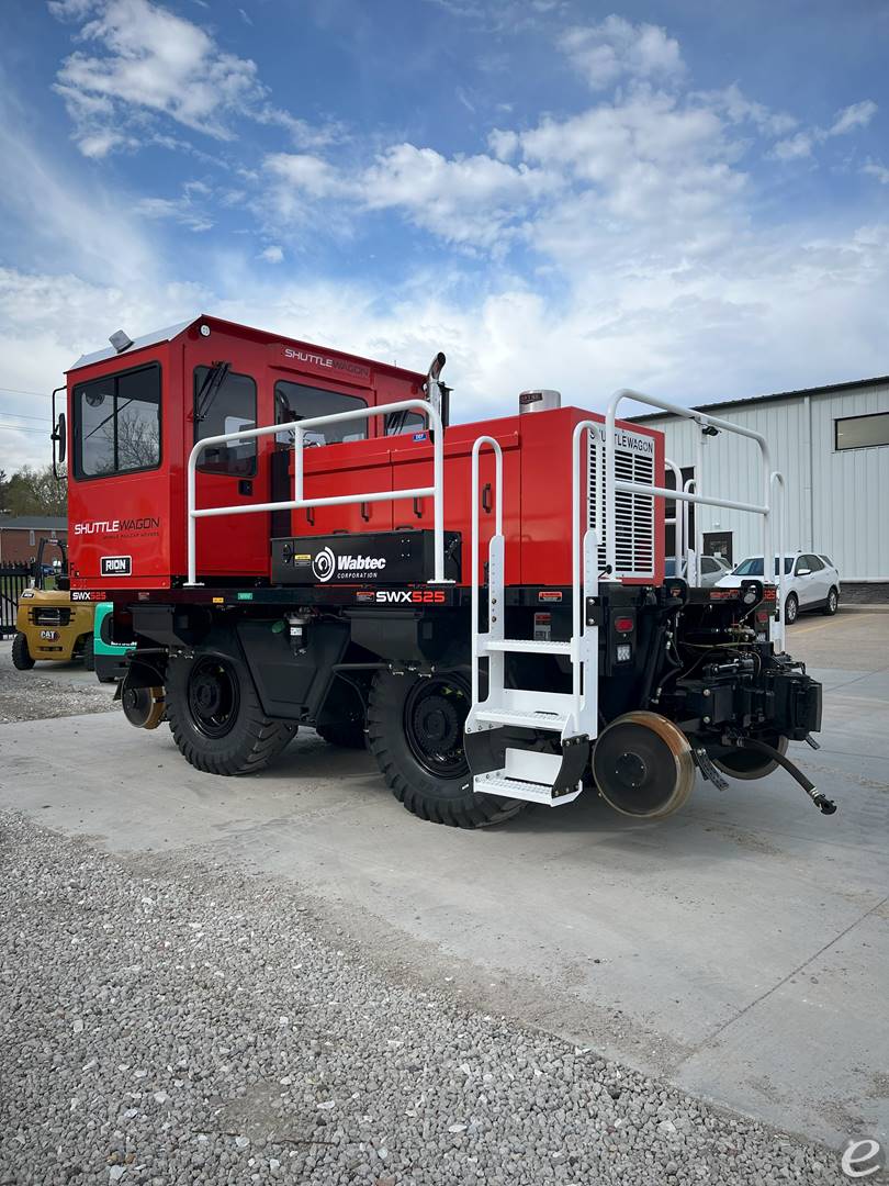 2025 Shuttlewagon SWX525