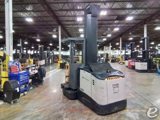 2010 Crown TSP6000-30 Electric Forklift - 123Forklift