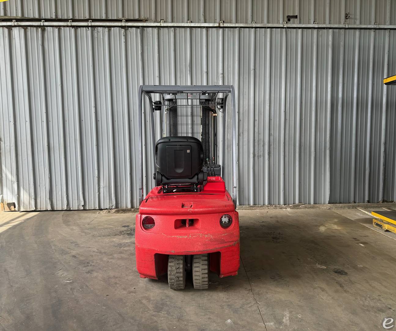 2002 Raymond RTW35 Electric Forklift - 123Forklift