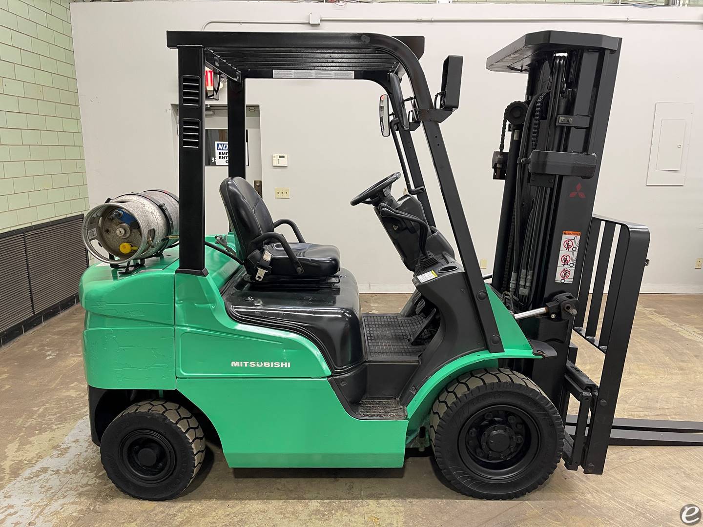 2017 Mitsubishi FG25N3