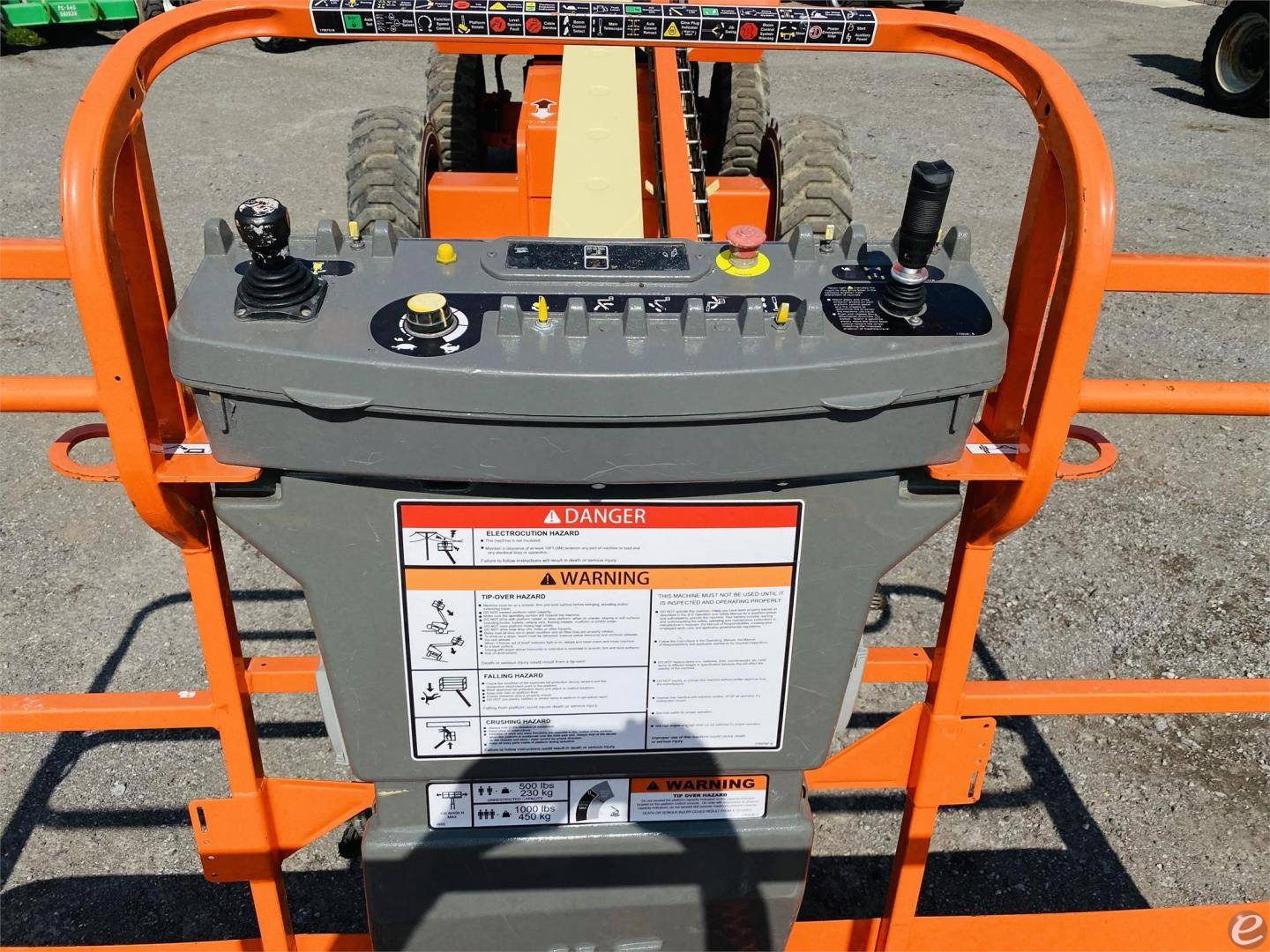2012 JLG 600S